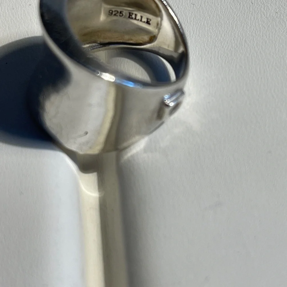 Elle Sterling Silver Ring- 925- Size 6 1/2 - Picture 4 of 16